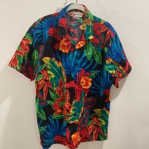 Hilo Hattie Hawaiian shirt